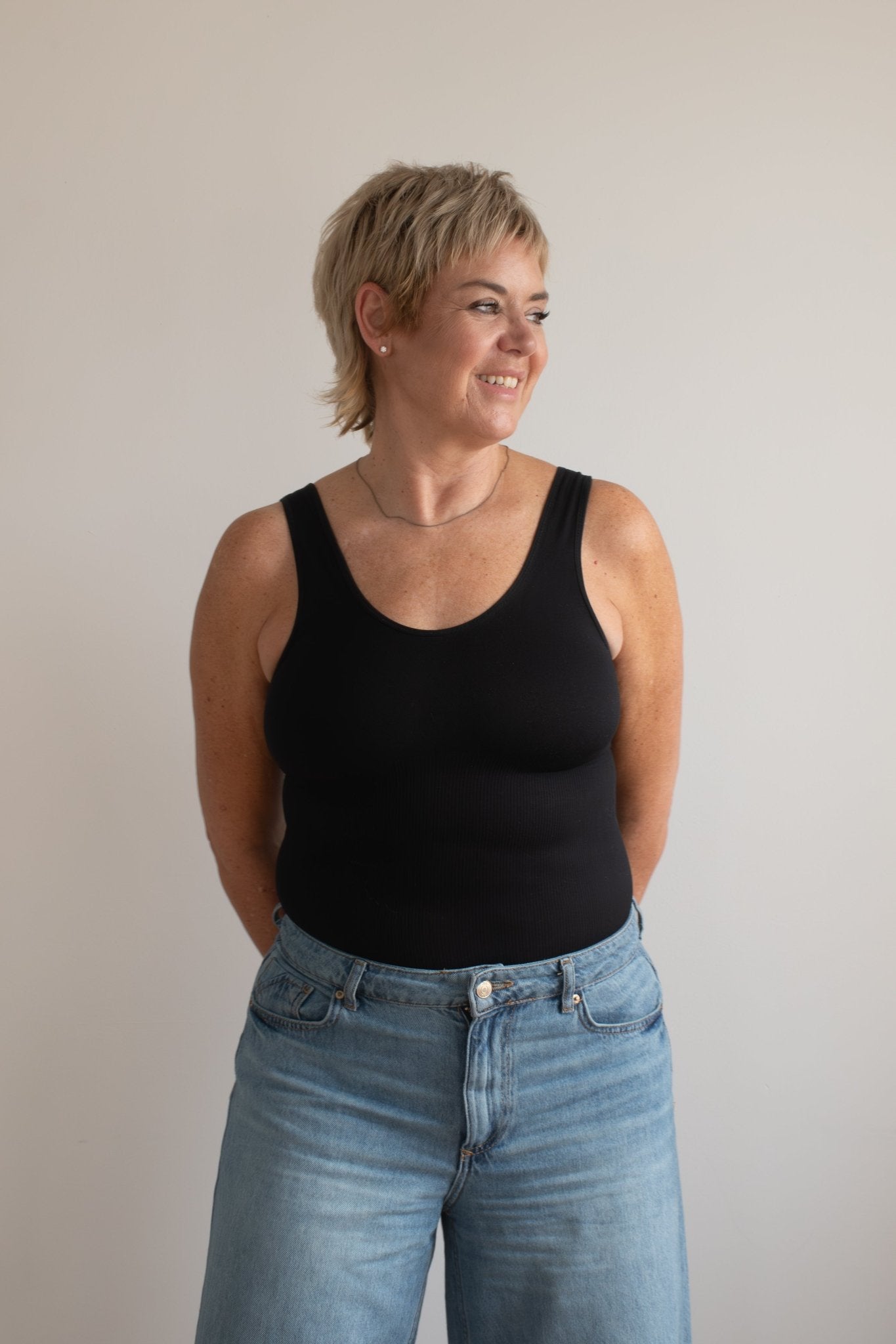 Sculpting Round Neck Bodysuit - Char's version - Luxmery