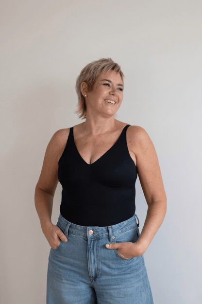 V - Neck Sculpting Cami - Char's version - Luxmery