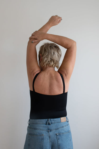 V - Neck Sculpting Cami - Char's version - Luxmery