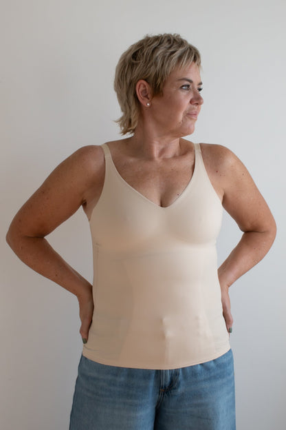 V - Neck Sculpting Cami - Char's version - Luxmery